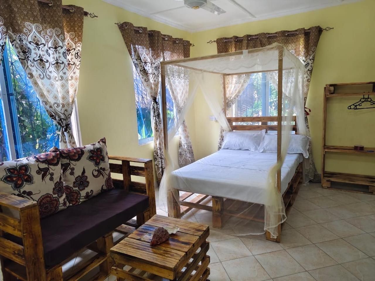 Mount Zion Guest House, Mtwapa Mtomondoni Mombasa Exterior photo