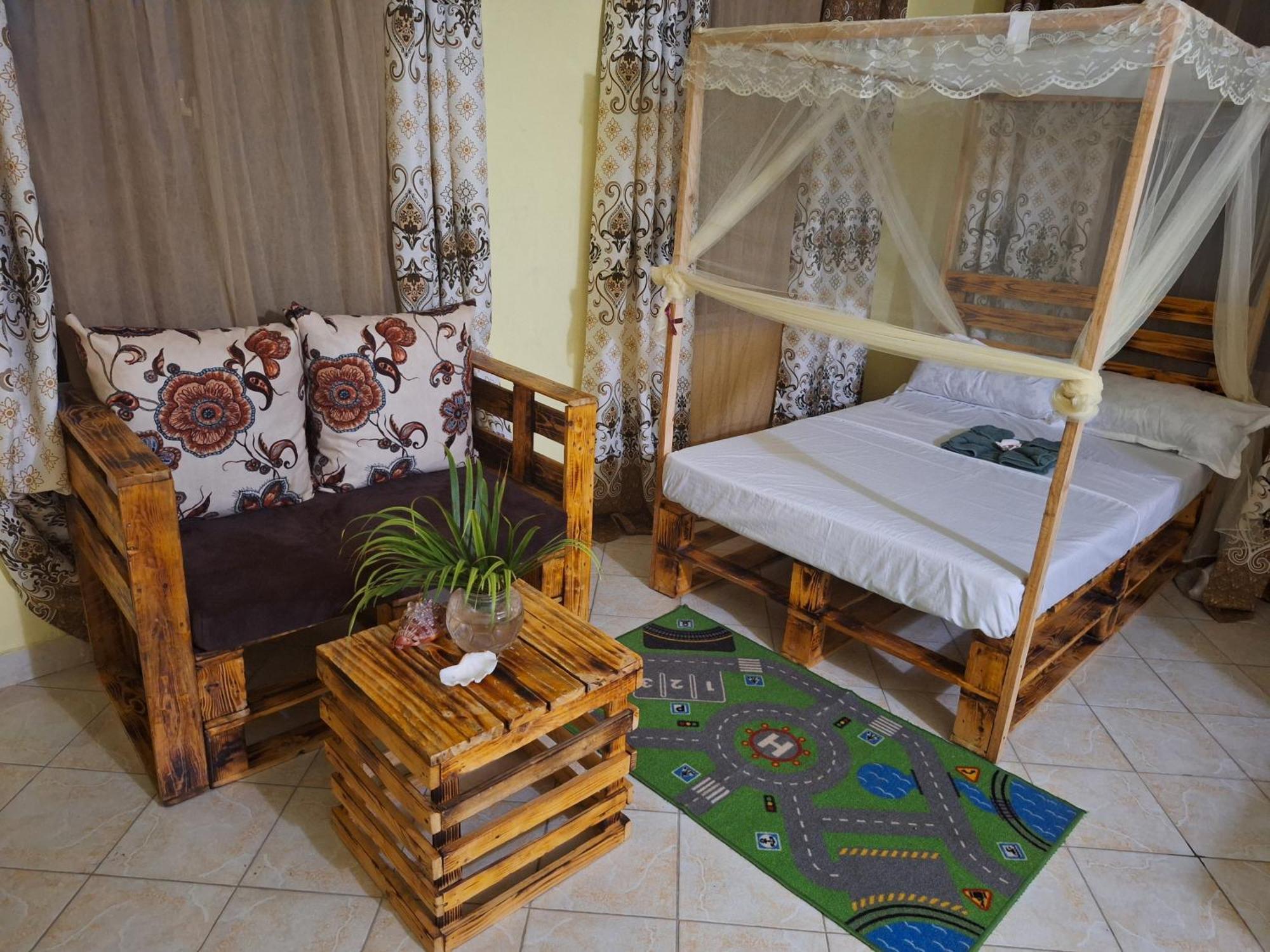 Mount Zion Guest House, Mtwapa Mtomondoni Mombasa Exterior photo
